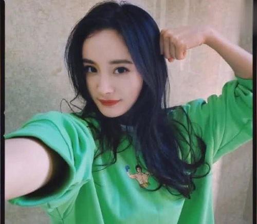 杨幂吃瓜完整视频,揭秘娱乐圈幕后真相