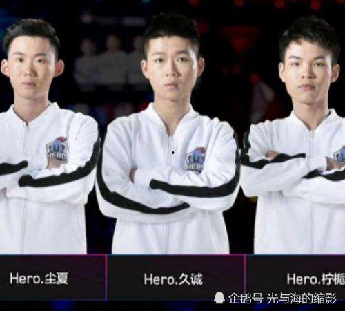 王者荣耀电竞吃瓜视频,揭秘吃瓜视频背后的精彩瞬间