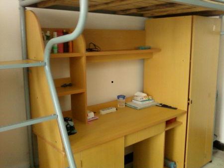 宿舍吃瓜爬宿舍视频素材,爬楼视频带你一窥宿舍生活趣事