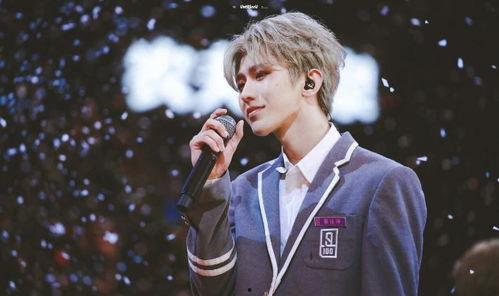 蔡徐坤直播间吃瓜视频下载,揭秘明星幕后趣事